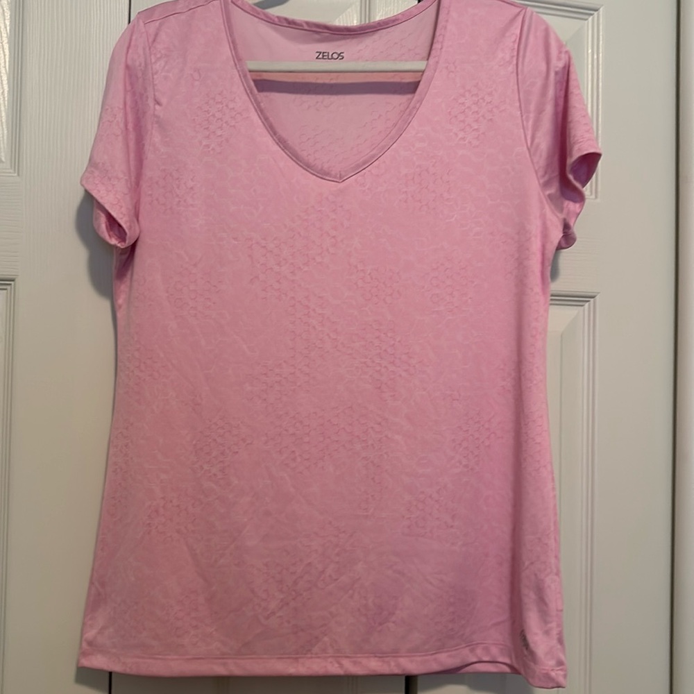 Zelos large exercise shirt